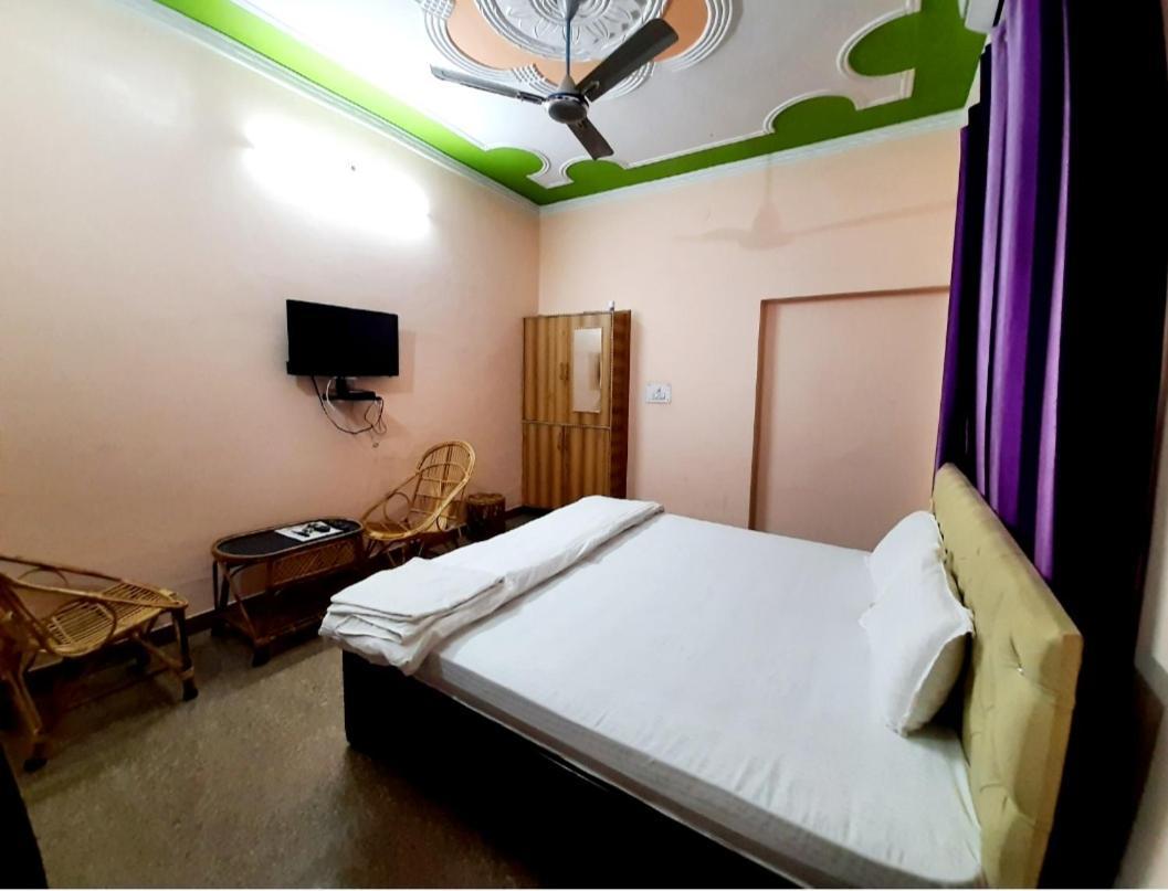 Nandini Homestay Дехрадун Екстериор снимка