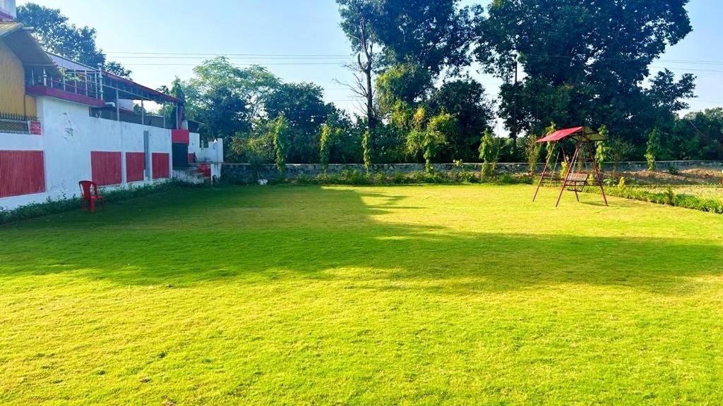 Nandini Homestay Дехрадун Екстериор снимка