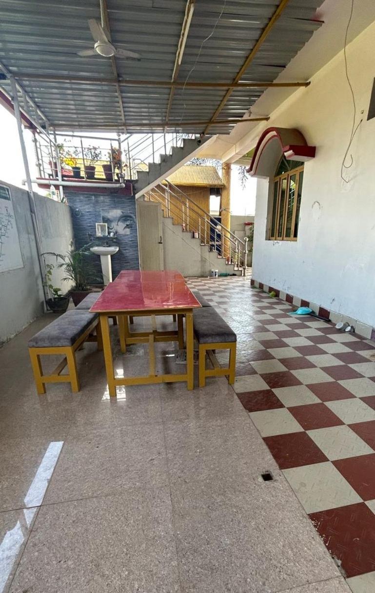 Nandini Homestay Дехрадун Екстериор снимка